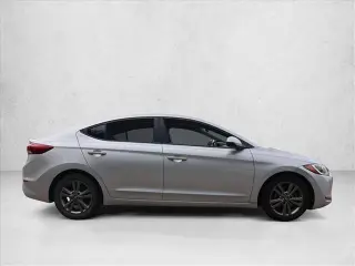 Hyundai ELANTRA 2017 SE 4dr Sedán 6M (EE. UU.)