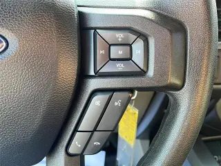 Ford F-250 Super Duty 2019 4x4 XLT 4dr Crew Cab 6.8 ft. SB Pickup