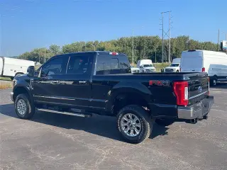 Ford F-250 Super Duty 2019 4x4 XLT 4dr Crew Cab 6.8 ft. SB Pickup