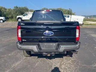 Ford F-250 Super Duty 2019 4x4 XLT 4dr Crew Cab 6.8 ft. SB Pickup