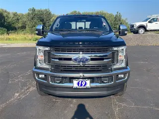 Ford F-250 Super Duty 2019 4x4 XLT 4dr Crew Cab 6.8 ft. SB Pickup