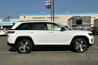 Jeep Grand Cherokee 2023 4x4 30th Anniversary 4xe 4dr SUV