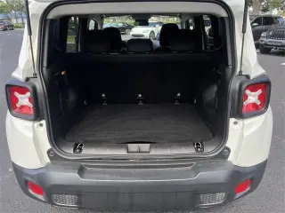 Jeep Renegade 2019 4x4 Latitude 4 puertas SUV