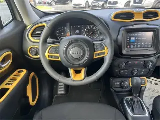 Jeep Renegade 2019 4x4 Latitude 4 puertas SUV