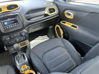 Jeep Renegade 2019 4x4 Latitude 4 puertas SUV