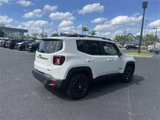 Jeep Renegade 2019 4x4 Latitude 4 puertas SUV