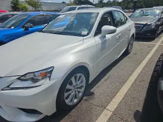 Lexus IS 200t 2016 4dr Sedán