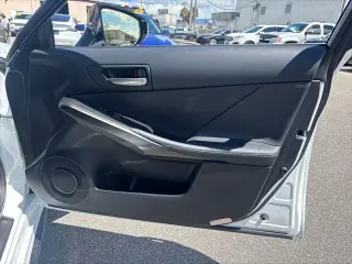 Lexus IS 350 2023 F SPORT 4dr Sedán