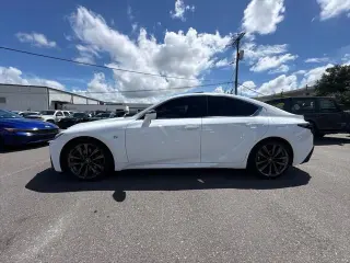 Lexus IS 350 2023 F SPORT 4dr Sedán