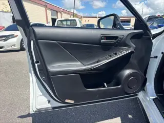 Lexus IS 350 2023 F SPORT 4dr Sedán