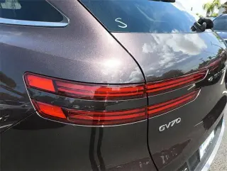 Genesis GV70 2022 AWD 2.5T Standard 4 puertas SUV