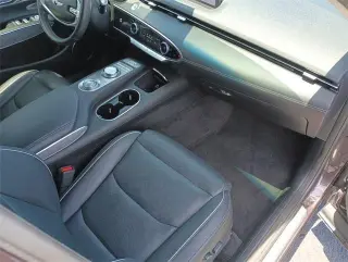 Genesis GV70 2022 AWD 2.5T Standard 4 puertas SUV