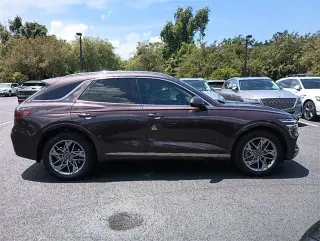 Genesis GV70 2022 AWD 2.5T Standard 4 puertas SUV