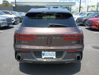 Genesis GV70 2022 AWD 2.5T Standard 4 puertas SUV