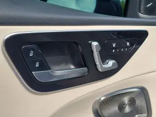 Mercedes-Benz Clase C 2024 C 300 4 Ber Sedán