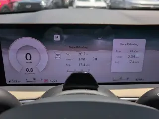 Genesis GV70 2026 AWD 2.5T Estándar 4 tracción 4x4 SUV