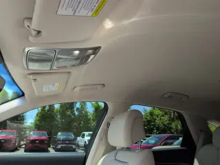 Genesis GV70 2026 AWD 2.5T Estándar 4 tracción 4x4 SUV