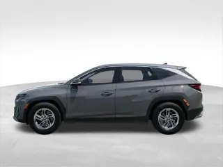 Hundai TUCSON 2026 SE 4dr SUV