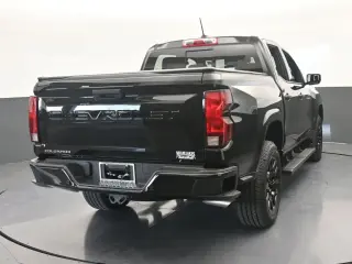 Chevrolet Colorado 2026 4x2 Work Truck 4dr Crew Cab 5 ft. SB