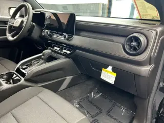 Chevrolet Colorado 2026 4x2 Work Truck 4dr Crew Cab 5 ft. SB