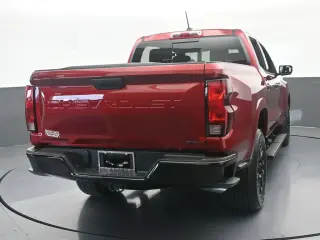 Chevrolet Colorado 2026 4x2 Work Truck 4dr Crew Cab 5 ft. SB
