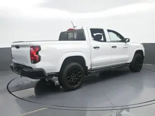 Chevrolet Colorado 2025 4x2 Work Truck 4dr Crew Cab 5 ft. SB