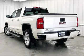 GMC Sierra 1500 2015 4x4 Denali 4dr Crew Cab 5.8 ft. SB