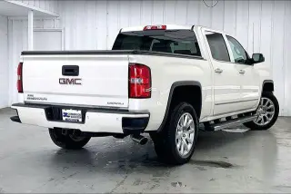 GMC Sierra 1500 2015 4x4 Denali 4dr Crew Cab 5.8 ft. SB