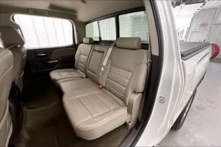 GMC Sierra 1500 2015 4x4 Denali 4dr Crew Cab 5.8 ft. SB
