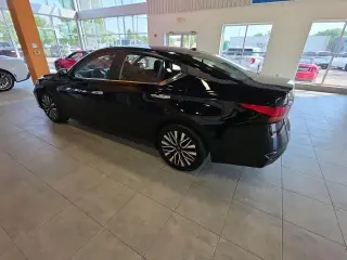 Nissan Altima 2025 2.5 SV 4dr Sedán