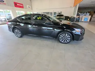 Nissan Altima 2025 2.5 SV 4dr Sedán
