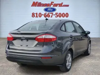 Ford Fiesta 2015 SE 4dr Sedán