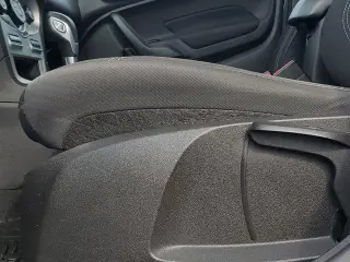 Ford Fiesta 2015 SE 4dr Sedán