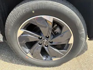 Nissan Rogue 2025 AWD SV 4dr Crossover