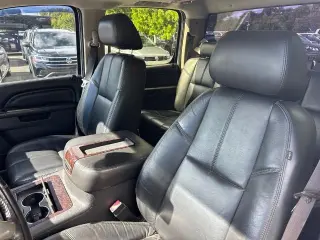 GMC Sierra 1500 2011 AWD Denali 4dr Crew Cab 5.8 ft. SB