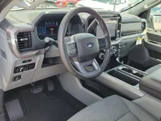 Ford F-150 2025 4x4 XLT 4dr SuperCrew 5.5 ft. SB
