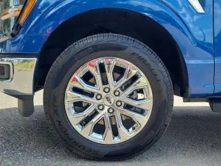Ford F-150 2025 4x4 XLT 4dr SuperCrew 5.5 ft. SB