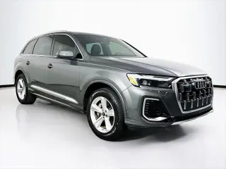 Audi Q7 2025 AWD quattro Premium 45 TFSI 4p SUV