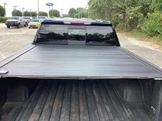 Chevrolet Silverado 1500 2023 4x4 RST 4dr Crew Cab 5.8 ft. SB