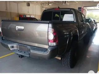 Toyota Tacoma 2015 4x2 PreRunner V6 4p Doble Cabina 5.0 ft SB 5A