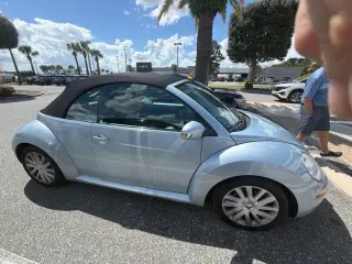 Volkswagen New Beetle Convertible 2010 Final Edition PZEV 2dr Convertible