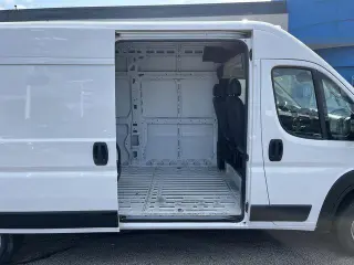 Ram ProMaster 2025 Tradesman 2500 159 WB 3dr Techo Alto furgoneta de carga sin asiento de pasajero