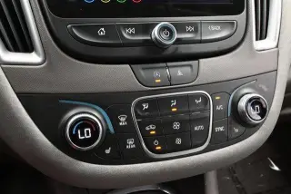 Chevrolet Malibu 2024 LT 4p Sedan con 1LT
