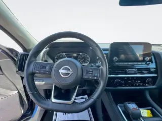Nissan Pathfinder 2024 SV 4p SUV