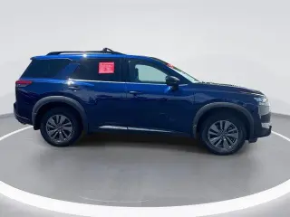 Nissan Pathfinder 2024 SV 4p SUV