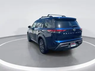 Nissan Pathfinder 2024 SV 4p SUV
