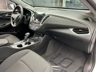 Chevrolet Malibu 2025 LT 4dr Sedán con 1LT