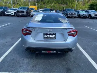 Toyota 86 2017 2dr Coupe 6A