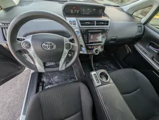 2016 Toyota Prius v