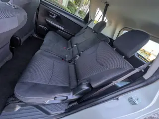 2016 Toyota Prius v